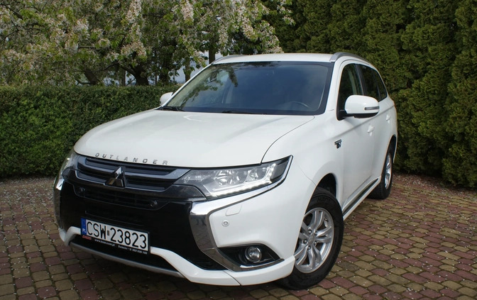 Mitsubishi Outlander cena 66950 przebieg: 255000, rok produkcji 2017 z Wieliczka małe 232